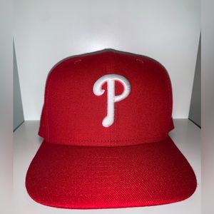 Philadelphia Phillies official red game hat size 7-1/4